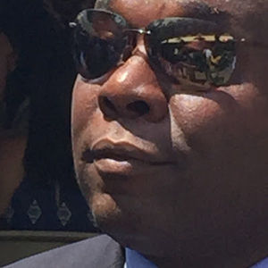 Meet your Posher, Philip